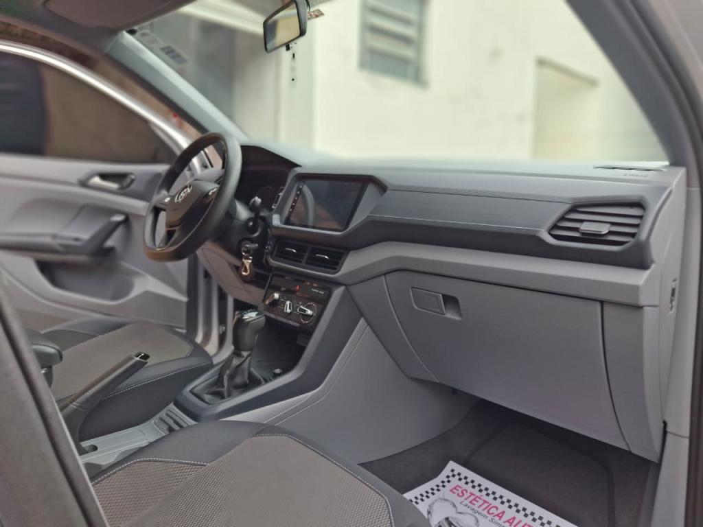 VOLKSWAGEN T-Cross - Foto