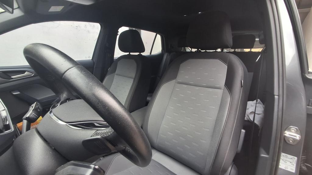 VOLKSWAGEN T-Cross - Foto