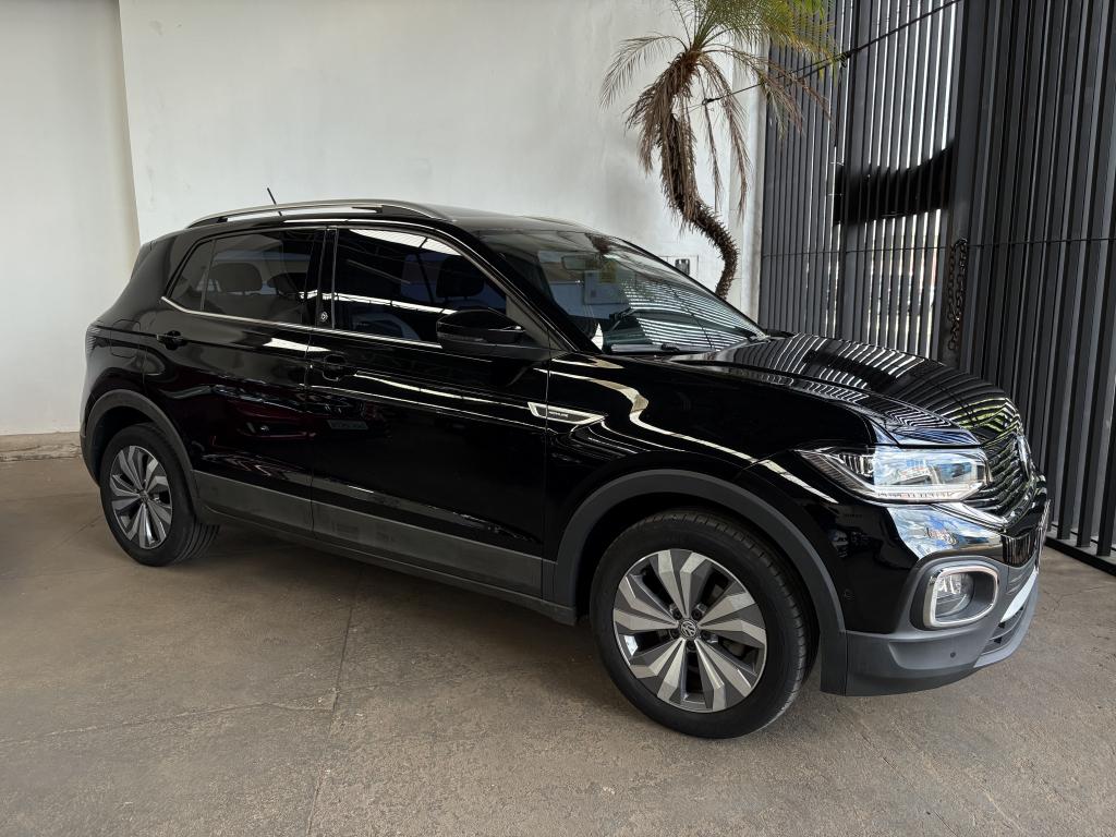 VOLKSWAGEN T-Cross - Foto