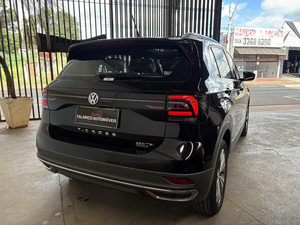 VOLKSWAGEN T-Cross - Foto