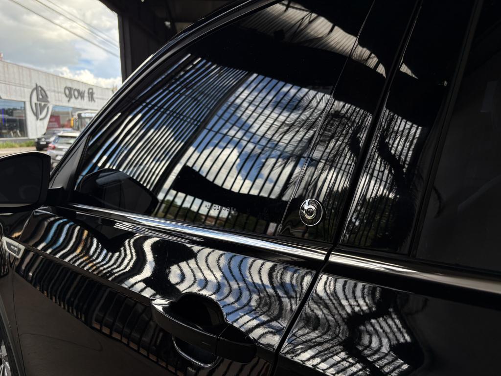 VOLKSWAGEN T-Cross - Foto