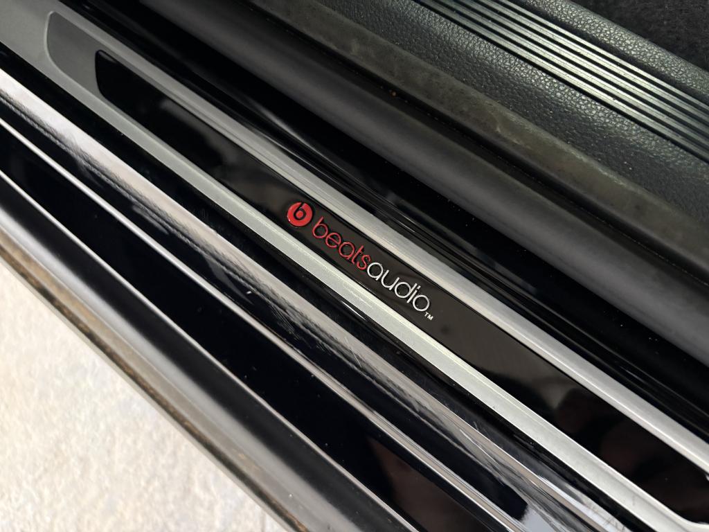 VOLKSWAGEN T-Cross - Foto