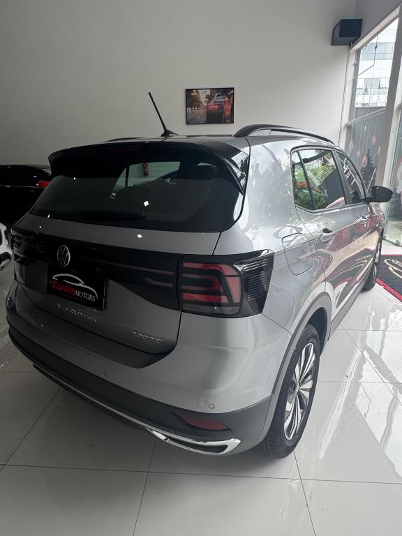 VOLKSWAGEN T-Cross - Foto