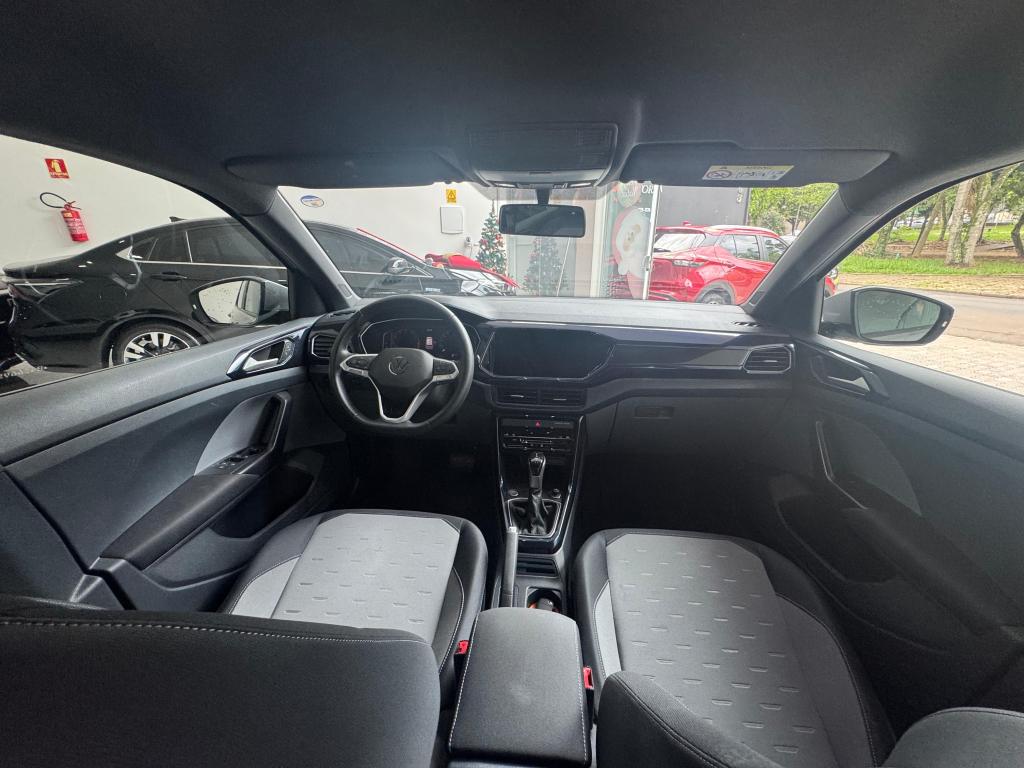 VOLKSWAGEN T-Cross - Foto