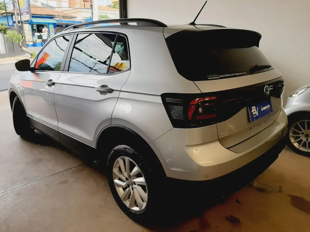 VOLKSWAGEN T-Cross - Foto