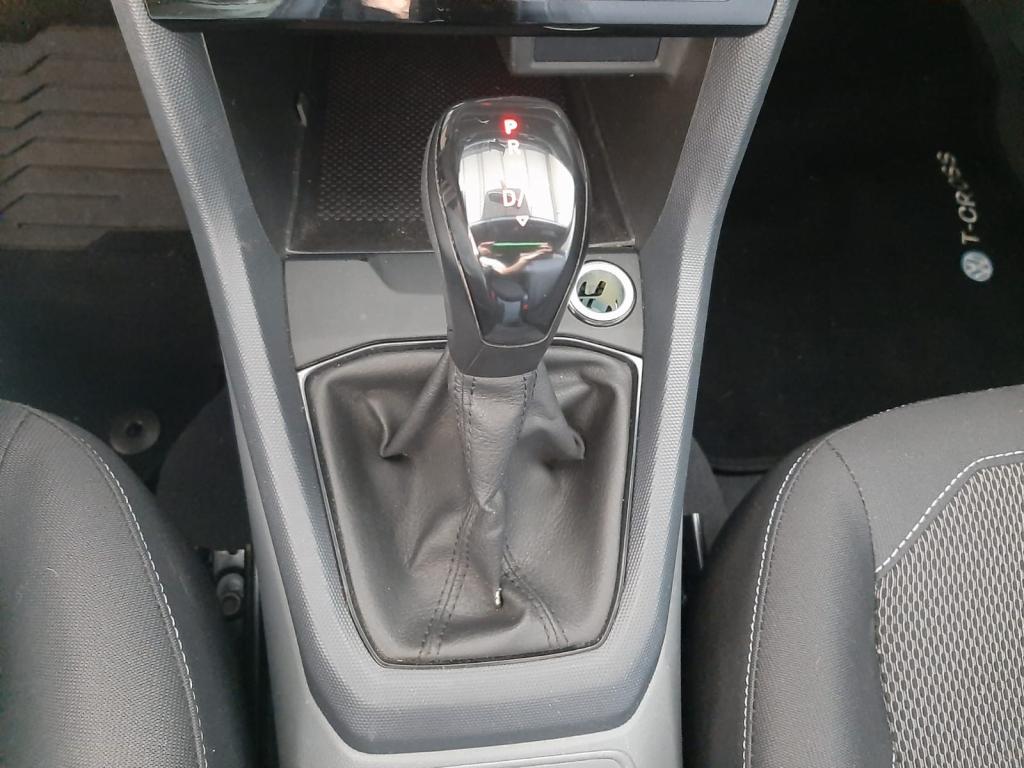 VOLKSWAGEN T-Cross - Foto
