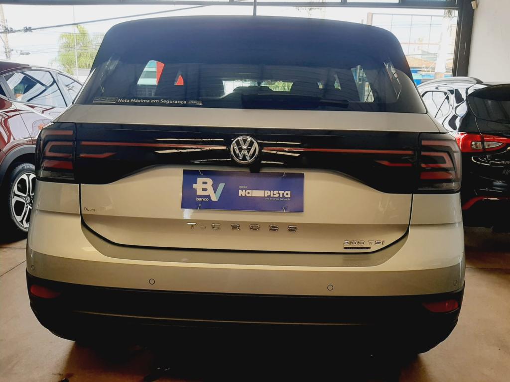 VOLKSWAGEN T-Cross - Foto