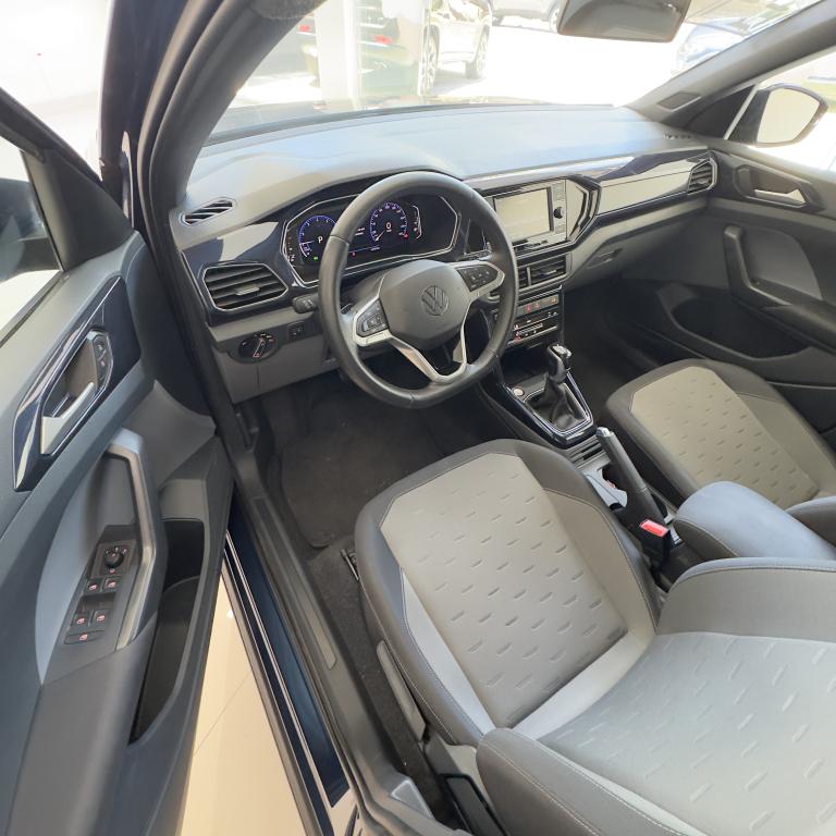VOLKSWAGEN T-Cross - Foto