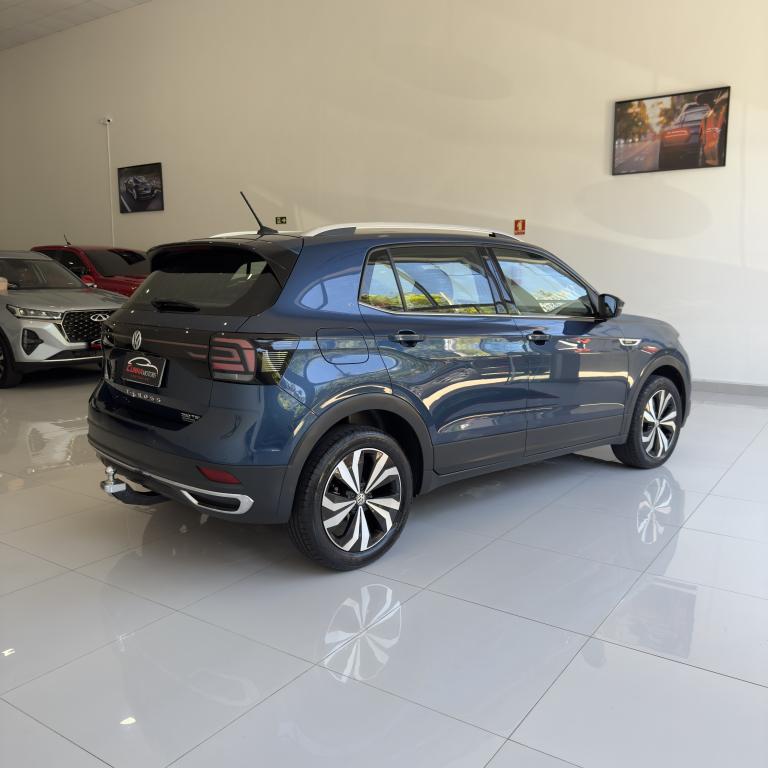 VOLKSWAGEN T-Cross - Foto