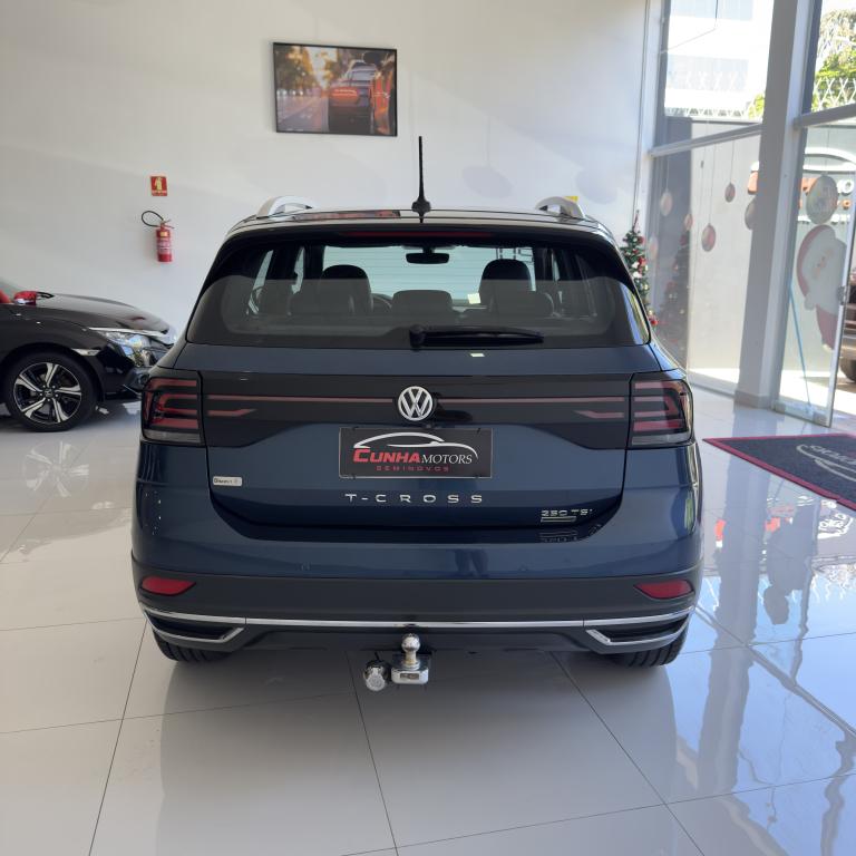 VOLKSWAGEN T-Cross - Foto
