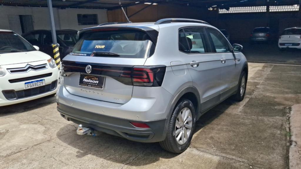 VOLKSWAGEN T-Cross - Foto