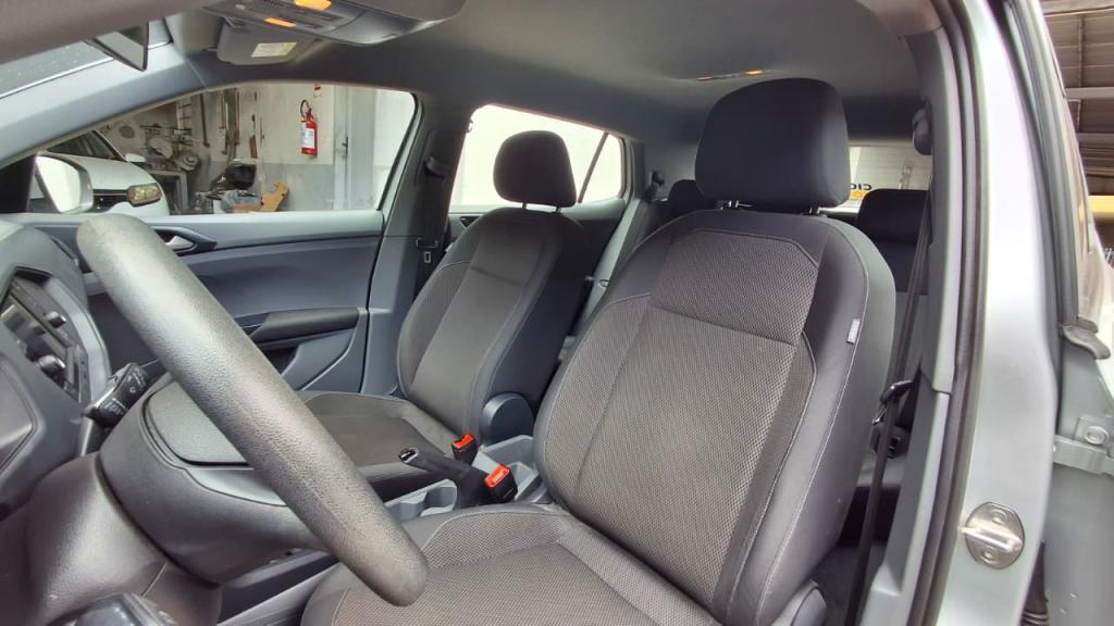 VOLKSWAGEN T-Cross - Foto