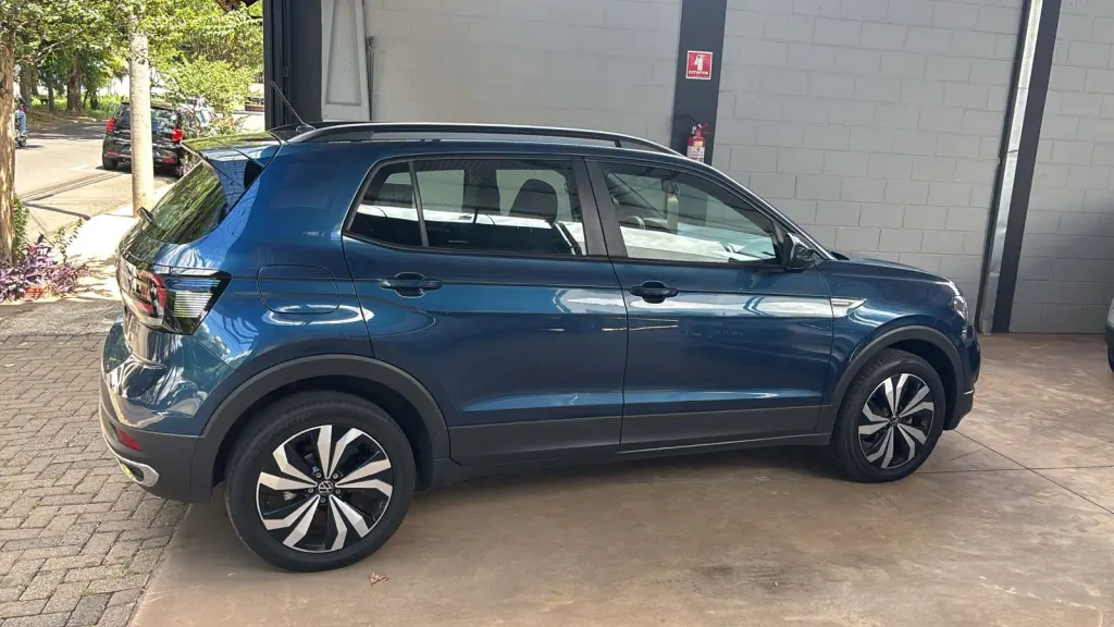 VOLKSWAGEN T-Cross - Foto
