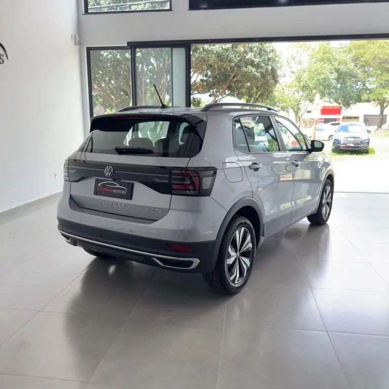 VOLKSWAGEN T-Cross - Foto