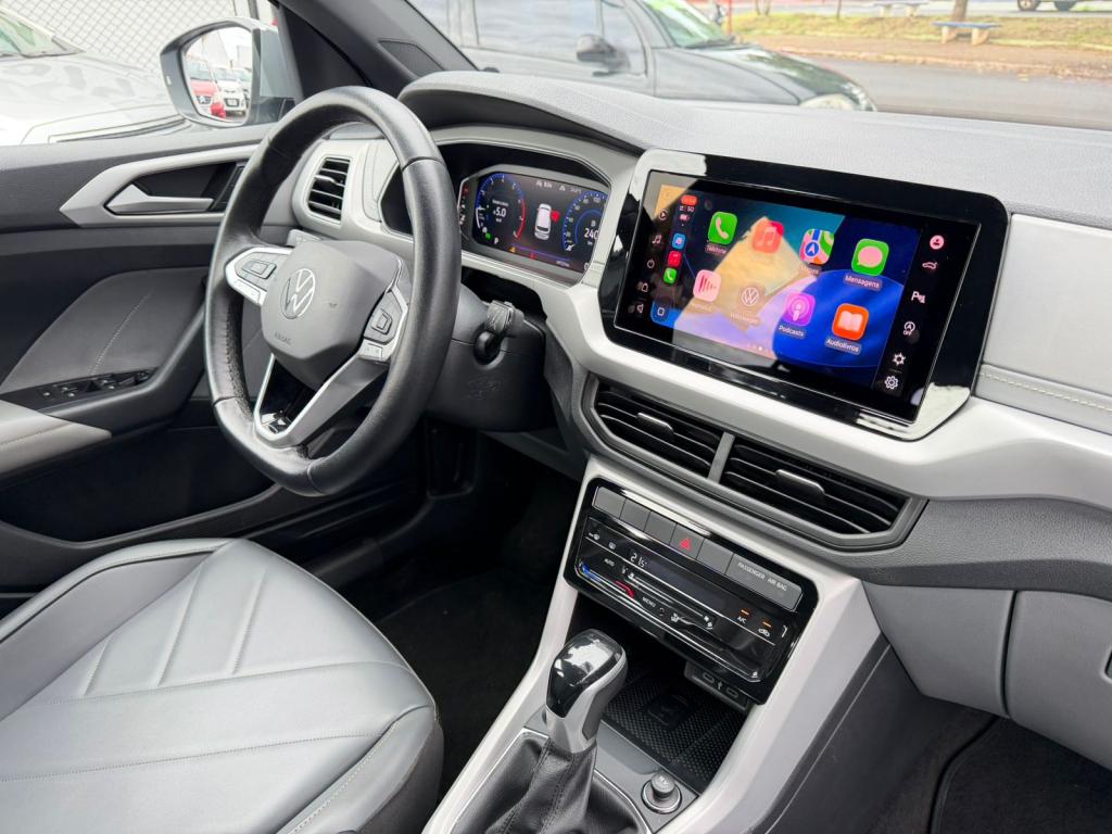 VOLKSWAGEN T-Cross - Foto