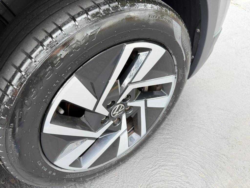 VOLKSWAGEN T-Cross - Foto