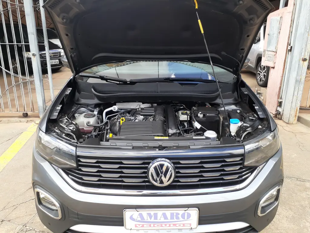 VOLKSWAGEN T-Cross - Foto