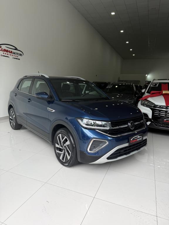 VOLKSWAGEN T-Cross - Foto