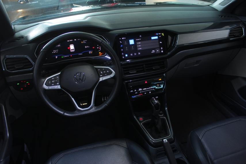 VOLKSWAGEN T-Cross - Foto