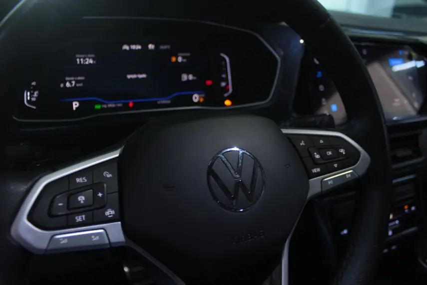 VOLKSWAGEN T-Cross - Foto