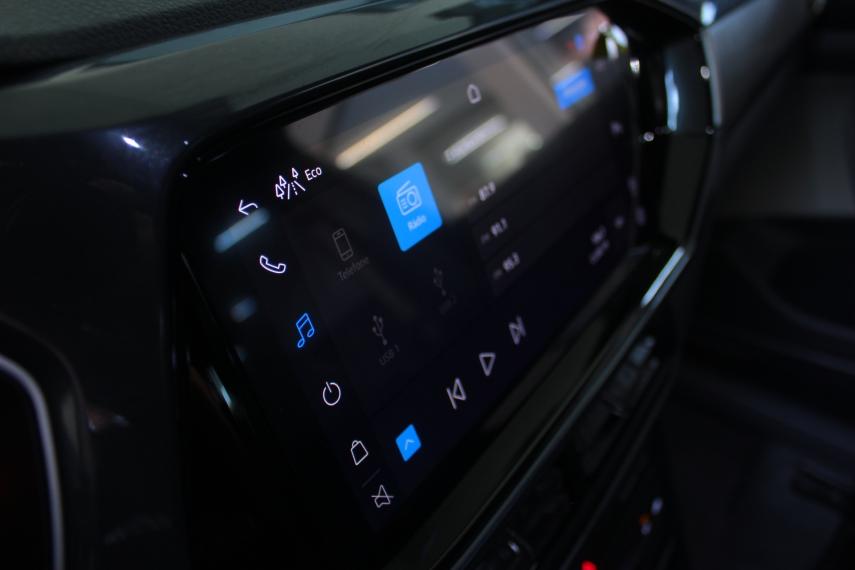 VOLKSWAGEN T-Cross - Foto