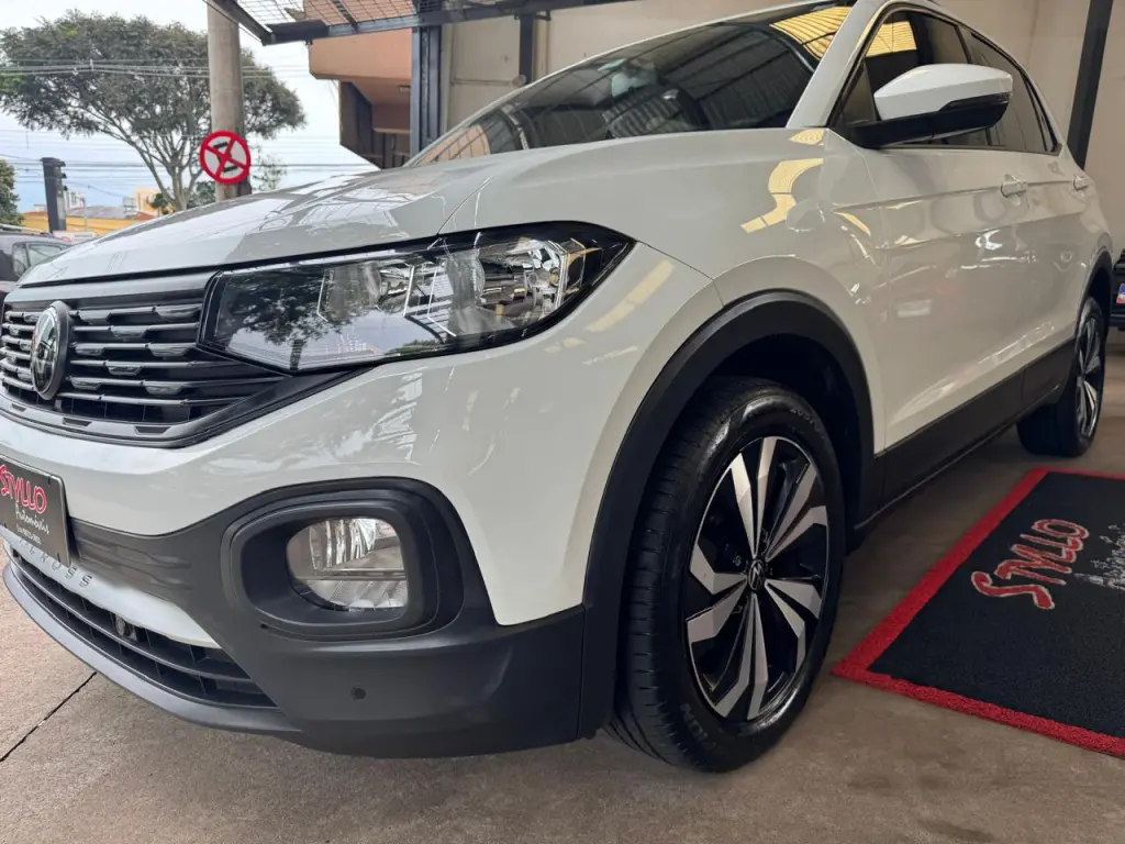 VOLKSWAGEN T-Cross - Foto