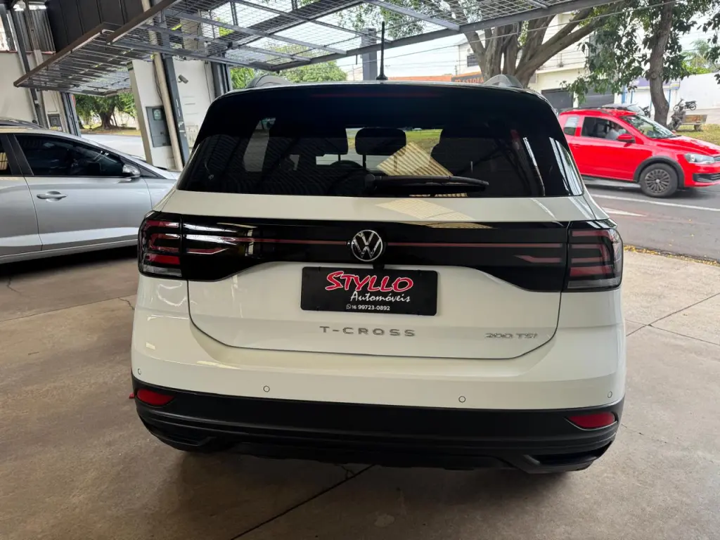 VOLKSWAGEN T-Cross - Foto