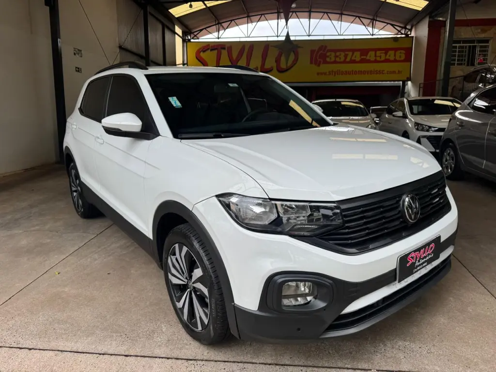 VOLKSWAGEN T-Cross - Foto