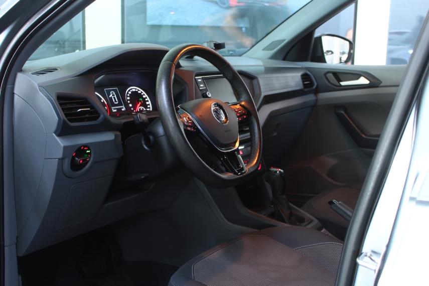 VOLKSWAGEN T-Cross - Foto