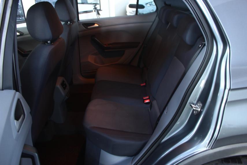 VOLKSWAGEN T-Cross - Foto