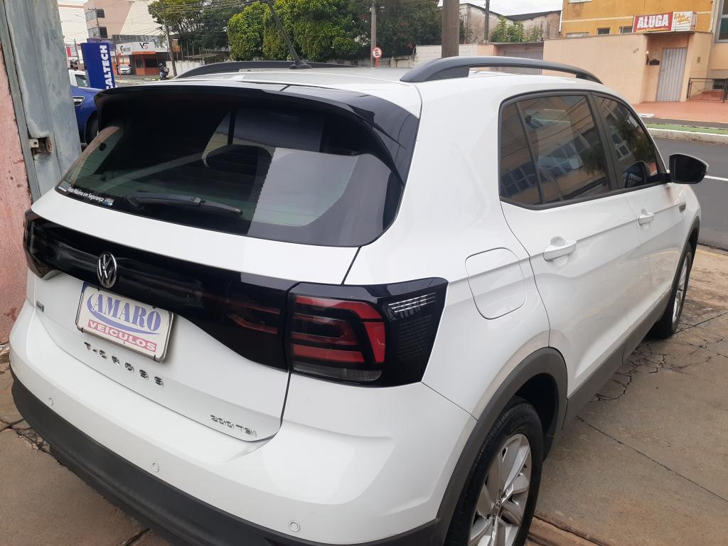 VOLKSWAGEN T-Cross - Foto