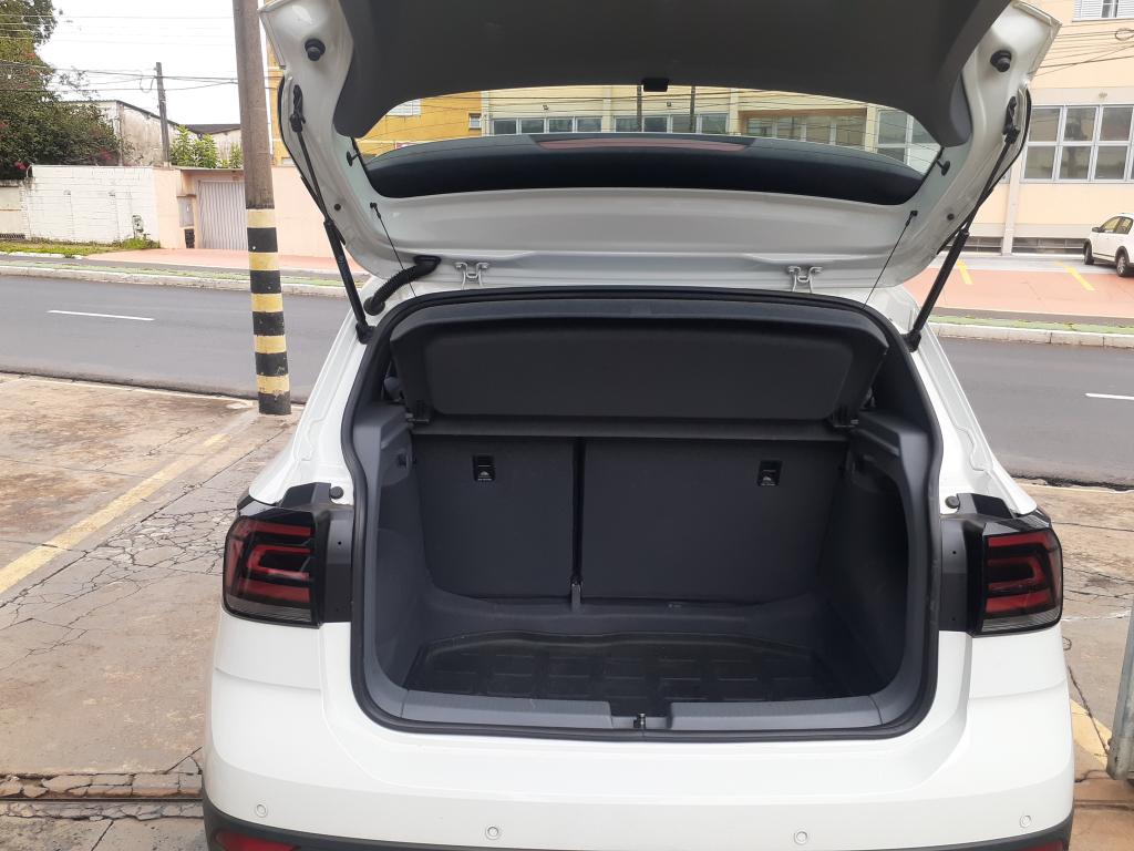 VOLKSWAGEN T-Cross - Foto