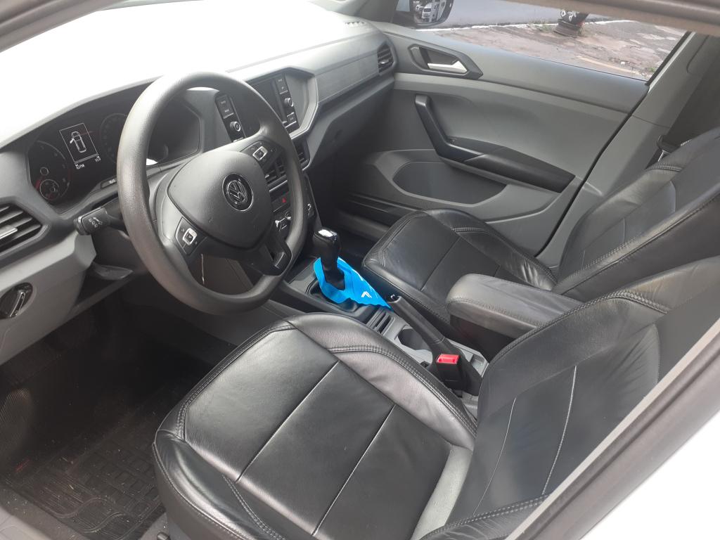 VOLKSWAGEN T-Cross - Foto