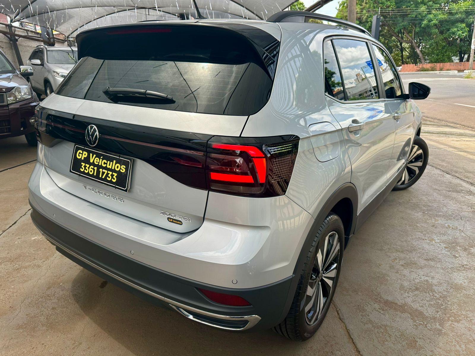 VOLKSWAGEN T-Cross - Foto