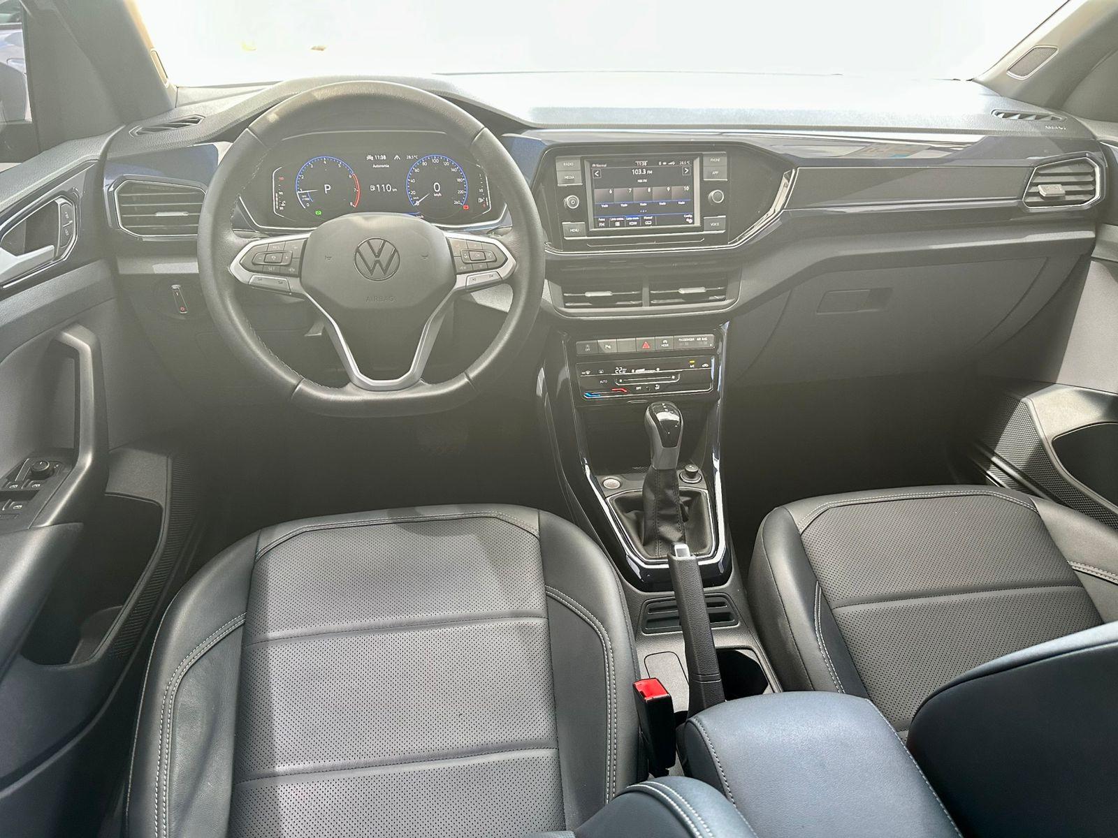 VOLKSWAGEN T-Cross - Foto