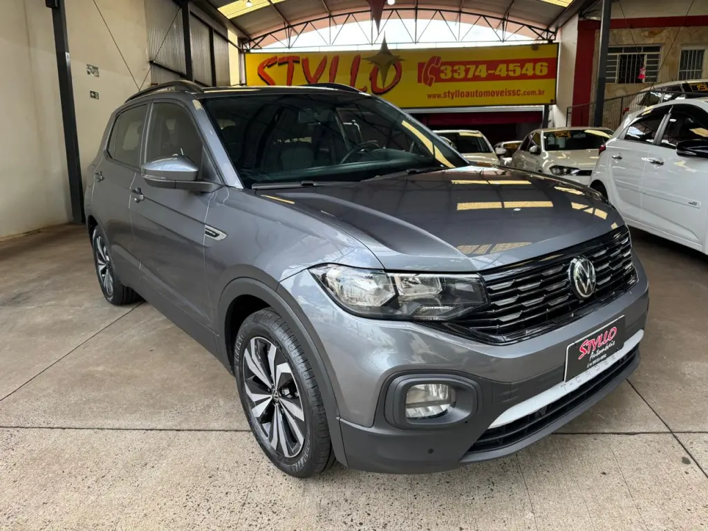 VOLKSWAGEN T-Cross - Foto