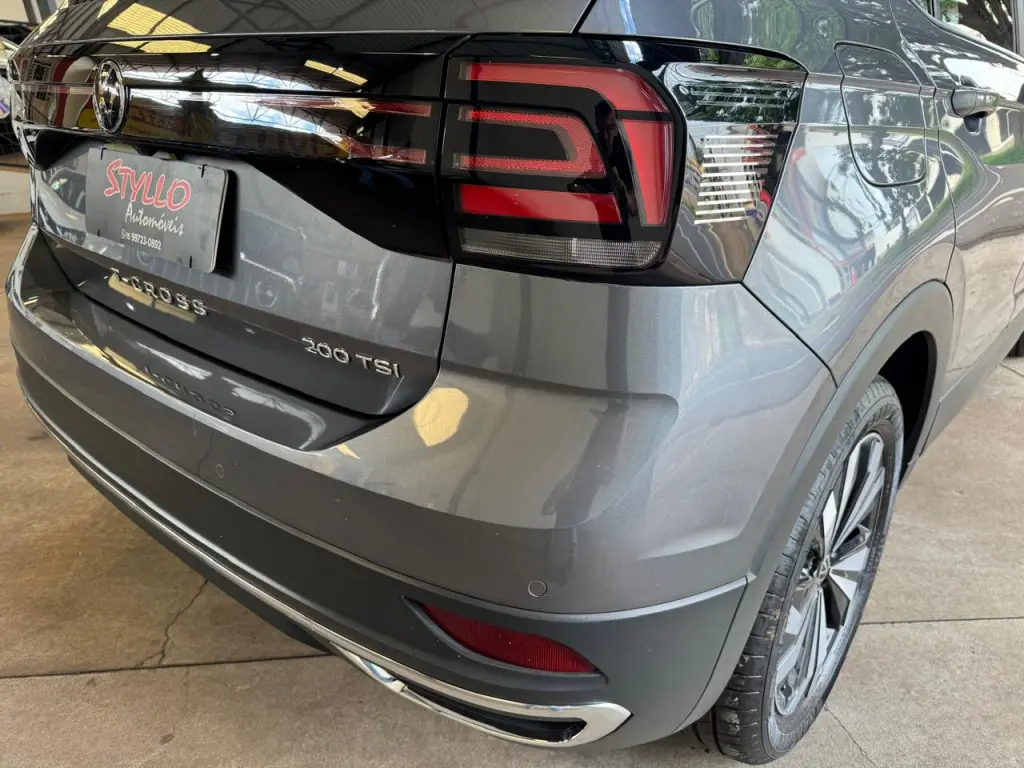 VOLKSWAGEN T-Cross - Foto