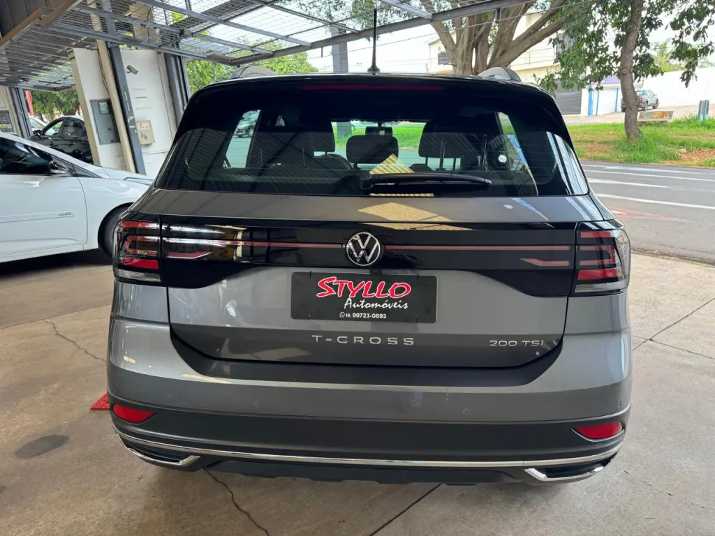 VOLKSWAGEN T-Cross - Foto