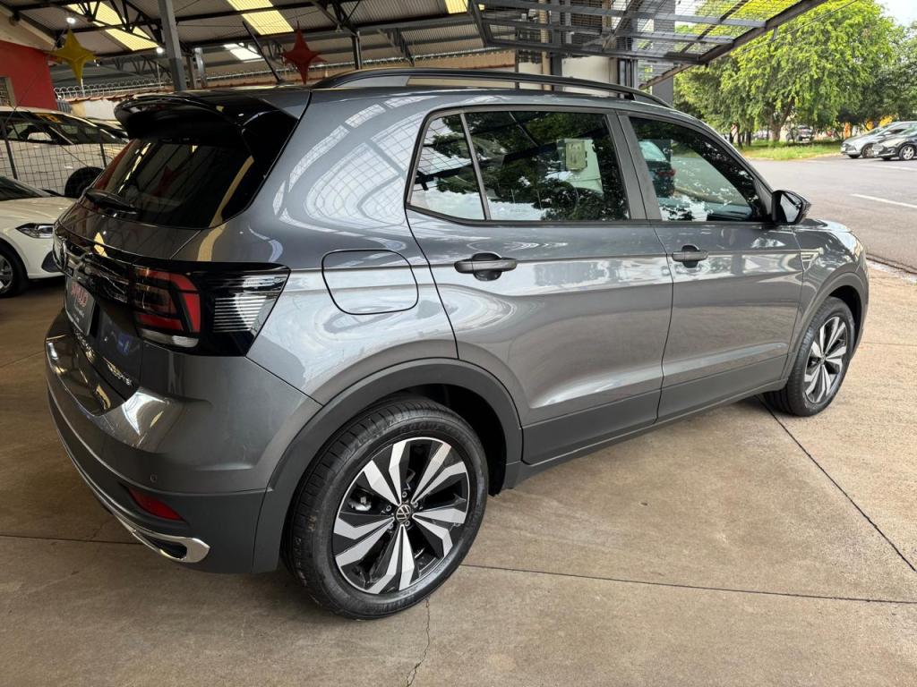 VOLKSWAGEN T-Cross - Foto