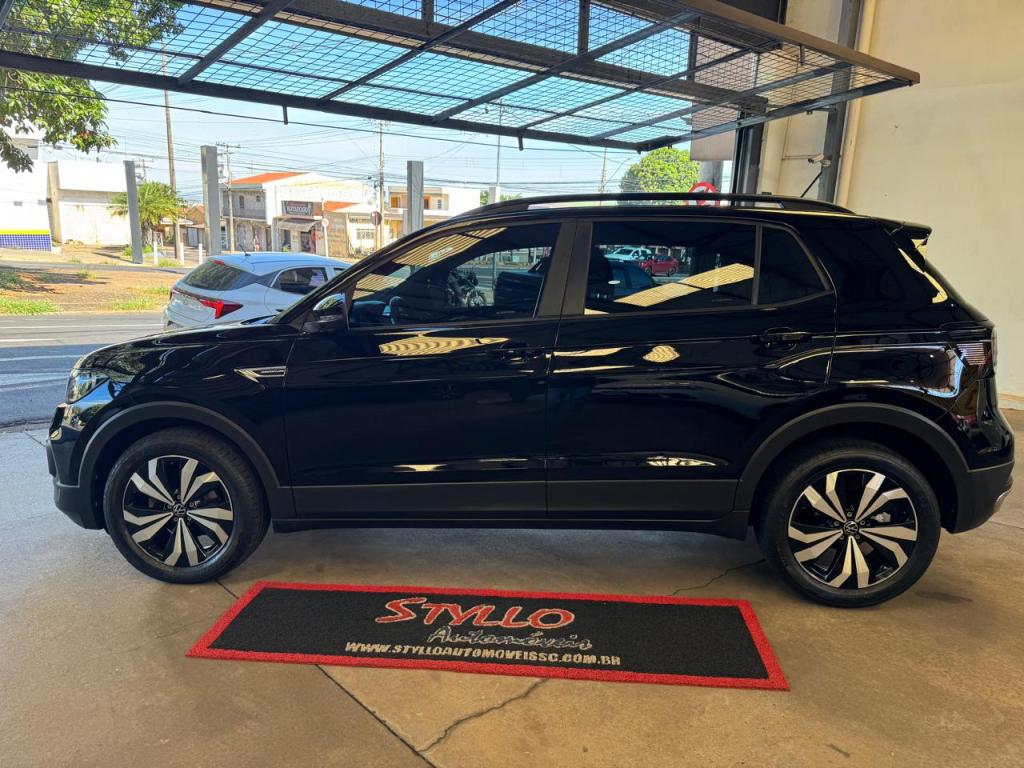 VOLKSWAGEN T-Cross - Foto