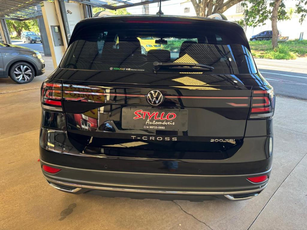 VOLKSWAGEN T-Cross - Foto