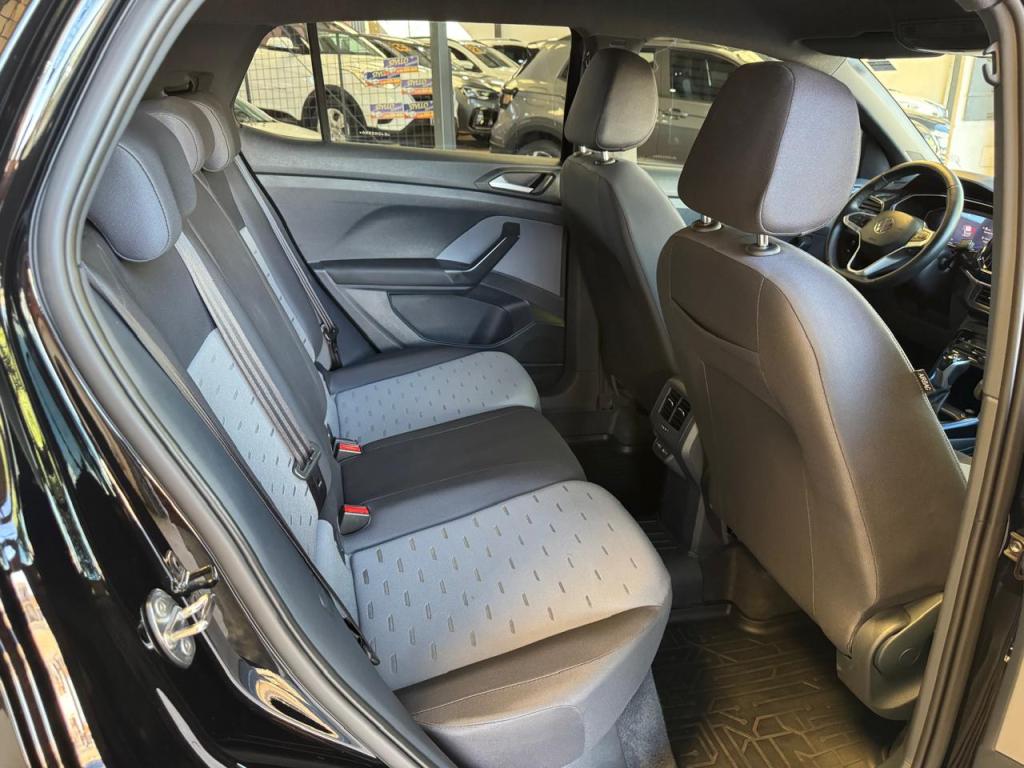 VOLKSWAGEN T-Cross - Foto