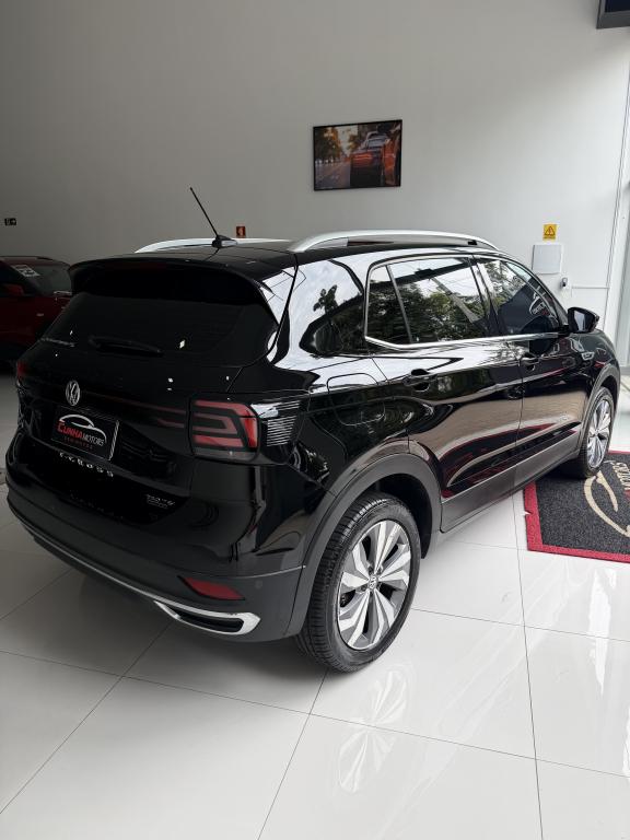 VOLKSWAGEN T-Cross - Foto