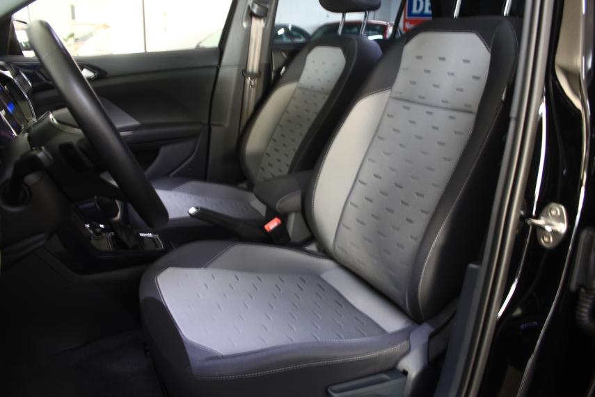 VOLKSWAGEN T-Cross - Foto