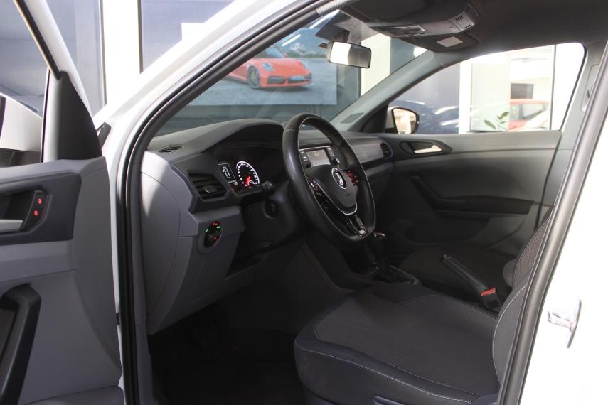 VOLKSWAGEN T-Cross - Foto