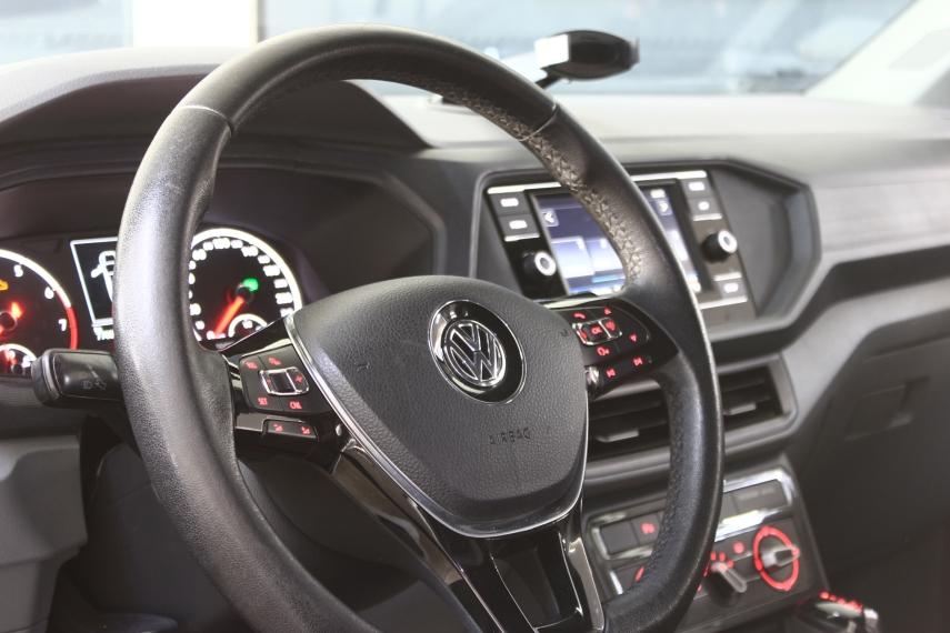 VOLKSWAGEN T-Cross - Foto