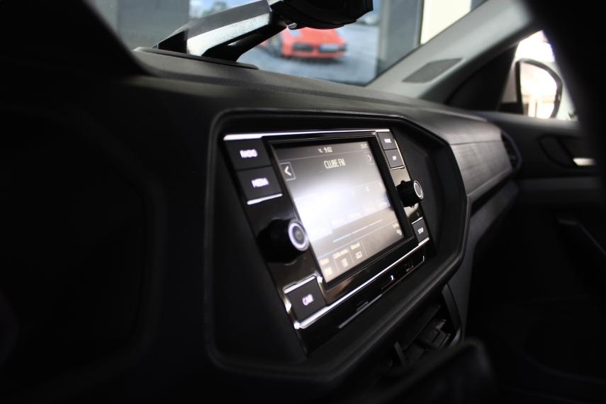 VOLKSWAGEN T-Cross - Foto