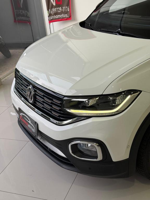 VOLKSWAGEN T-Cross - Foto