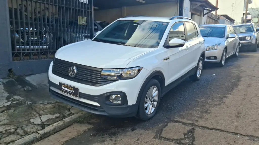 VOLKSWAGEN T-Cross - Foto