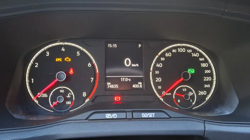 VOLKSWAGEN T-Cross - Foto